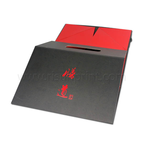 Folding Packaging Box With Rope Handles